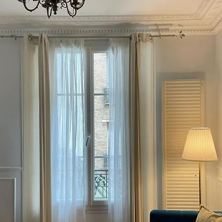 Апартаменты Bienvenus Dans Le 12eme Parisien